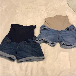 Maternity shorts bundle